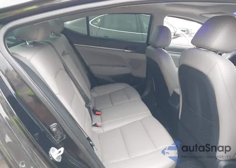 2017 Hyundai Elantra Limited z USA, uszkodzony, nr VIN 5NPD84LF4HH012457